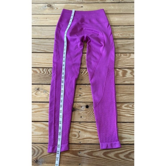 Q Collective High Waisted Seamless Leggings Size Small Women’s Pink - Picture 4 of 7